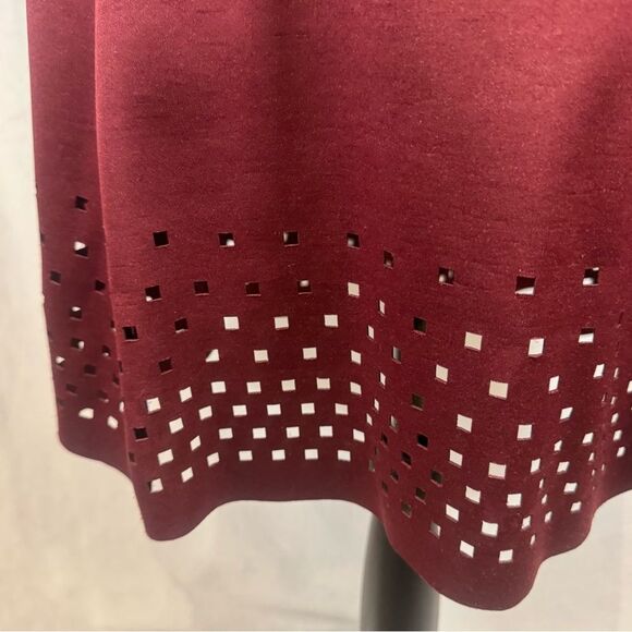 Burgundy wine laser cutout aline dress size medium - Picture 3 of 7